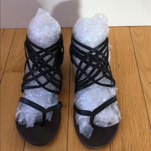 Black Sandals with Zippered heel closure